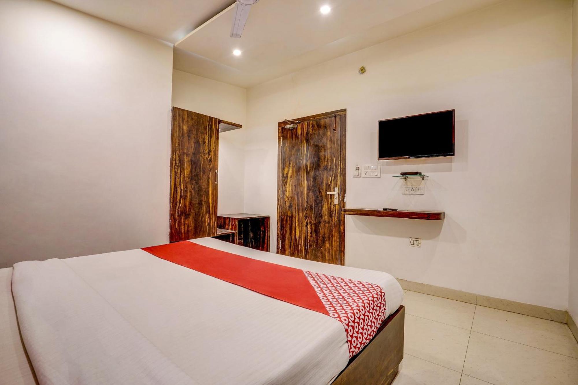 Super Hotel O Traveller Inn Lucknow Exterior foto